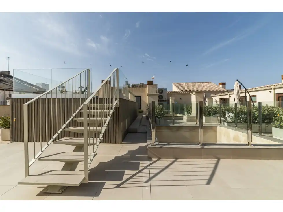 Terraza de Piso de alquiler en Sevilla con Terraza, Piscina y Amueblado