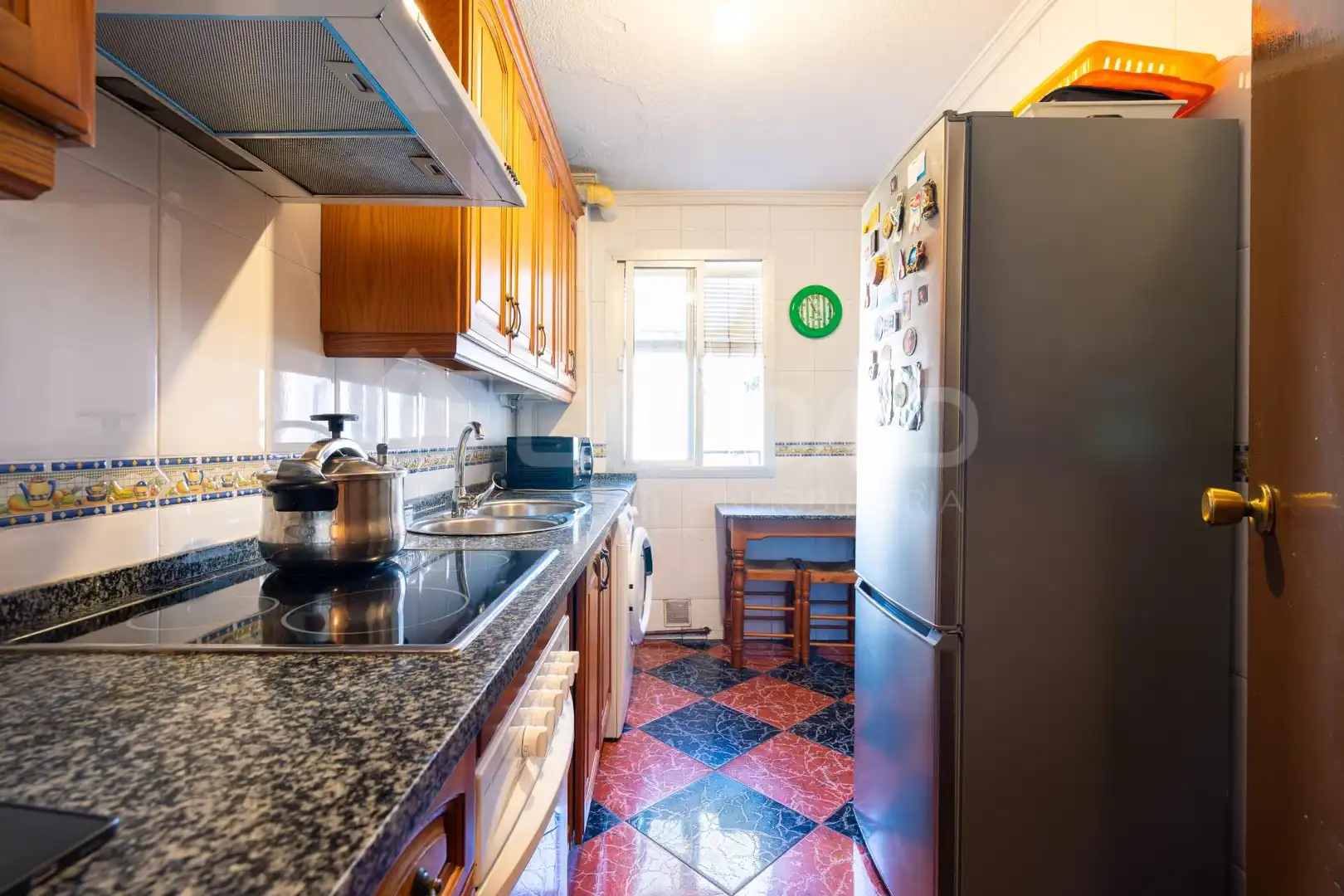 Kitchen of Flat for sale in Sevilla  with Air Conditioner