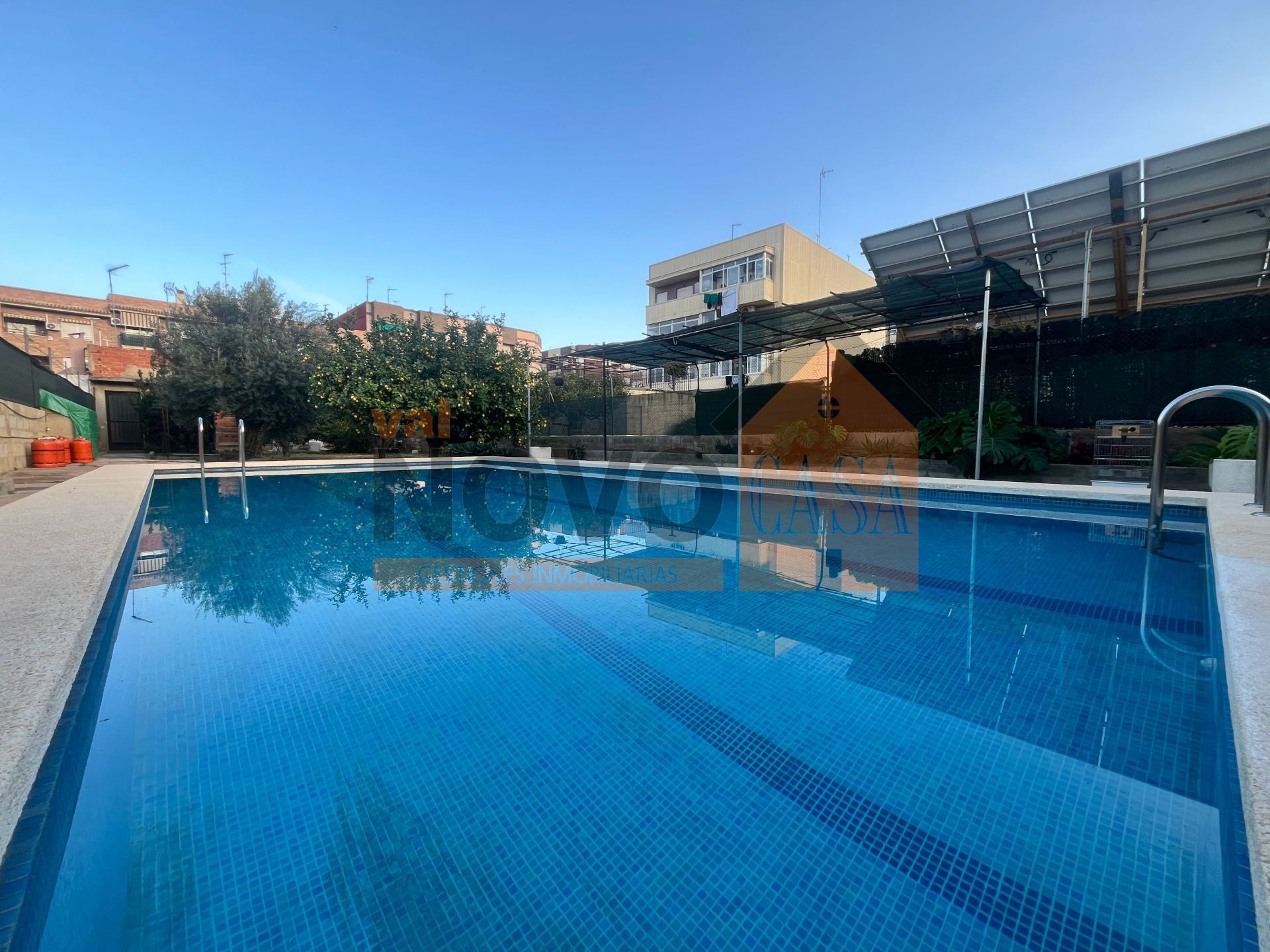 Swimming pool of House or chalet for sale in Torrent  with Air Conditioner, Heating and Storage room