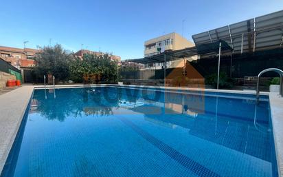 Swimming pool of House or chalet for sale in Torrent  with Air Conditioner, Heating and Storage room