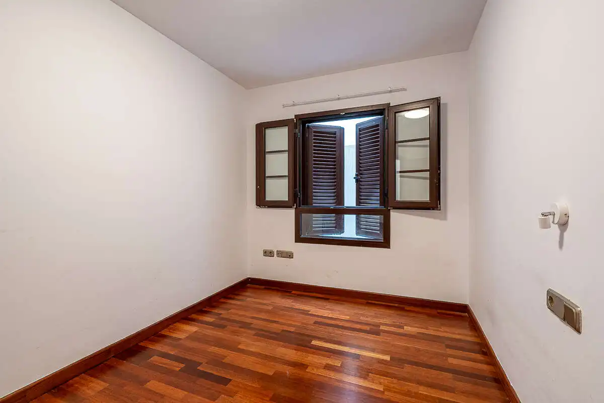 Piso en venta en Arrecife con Terraza y Balcón