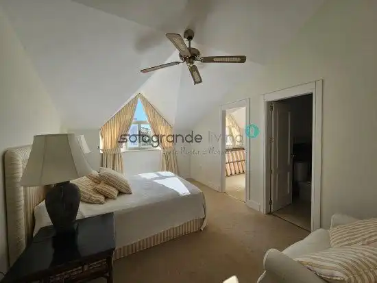 Dormitori de Apartament en venda en Sotogrande amb Aire condicionat, Calefacció i Terrassa