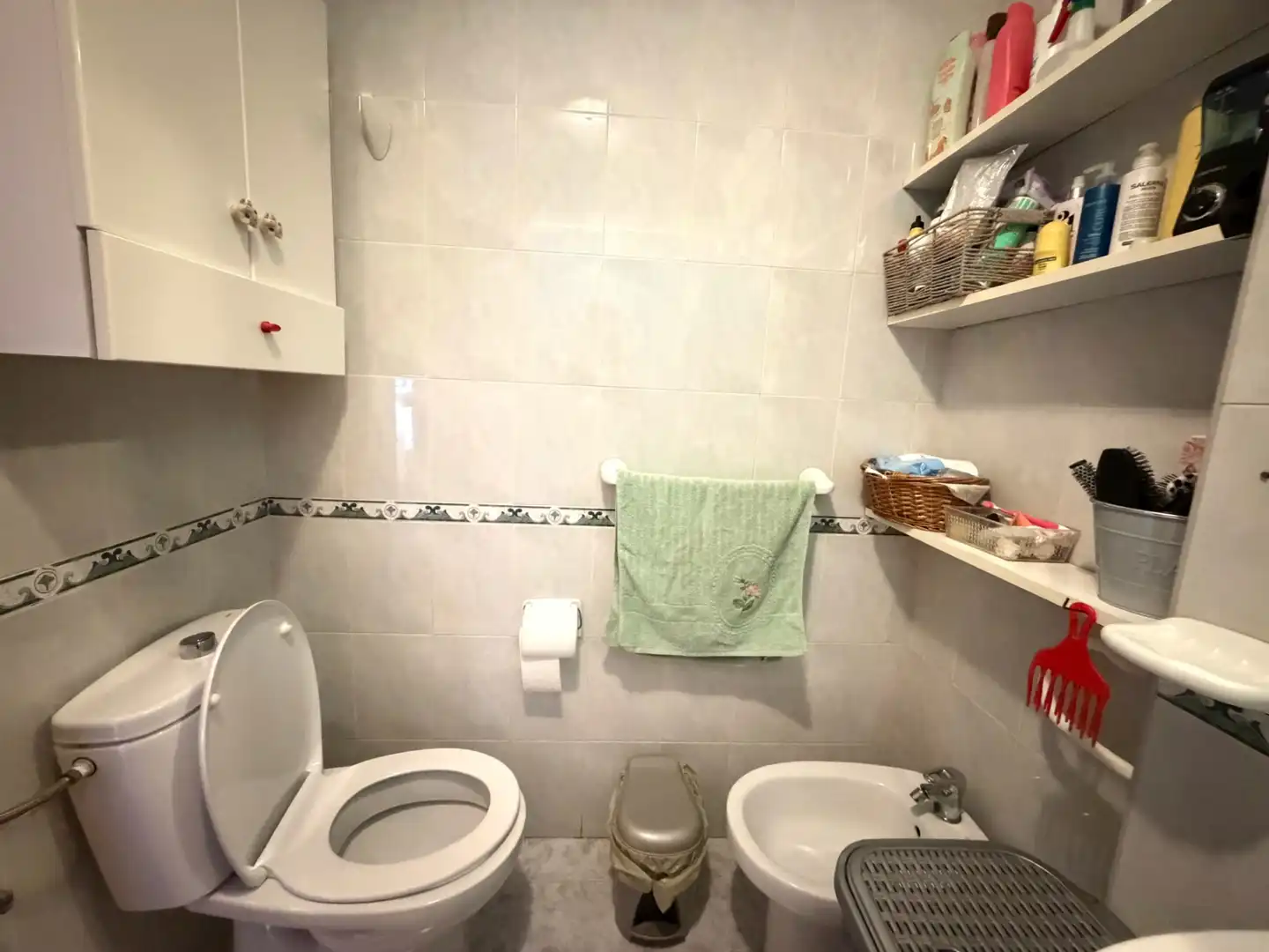 Baño de Piso en venta en Cártama con Aire acondicionado, Amueblado y Balcón