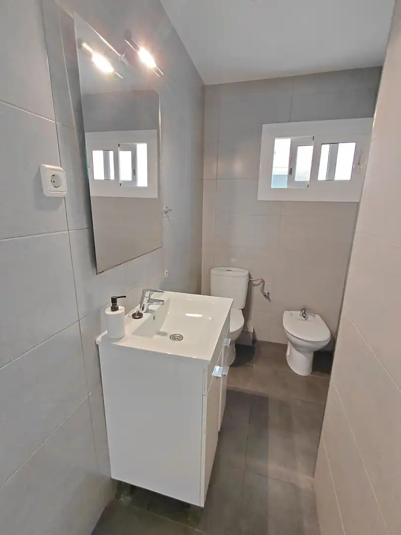 Bathroom of Flat for rent in Barcelona  with Terrace
