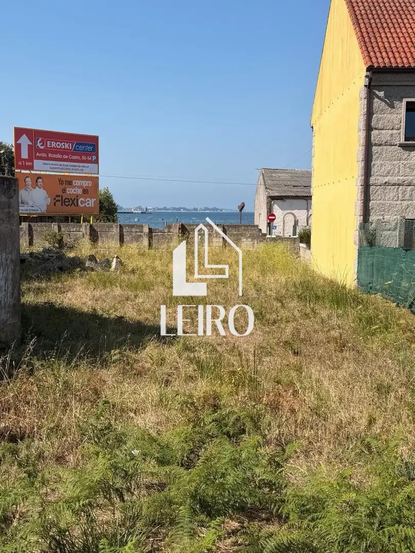 Residential land for sale in O Carril