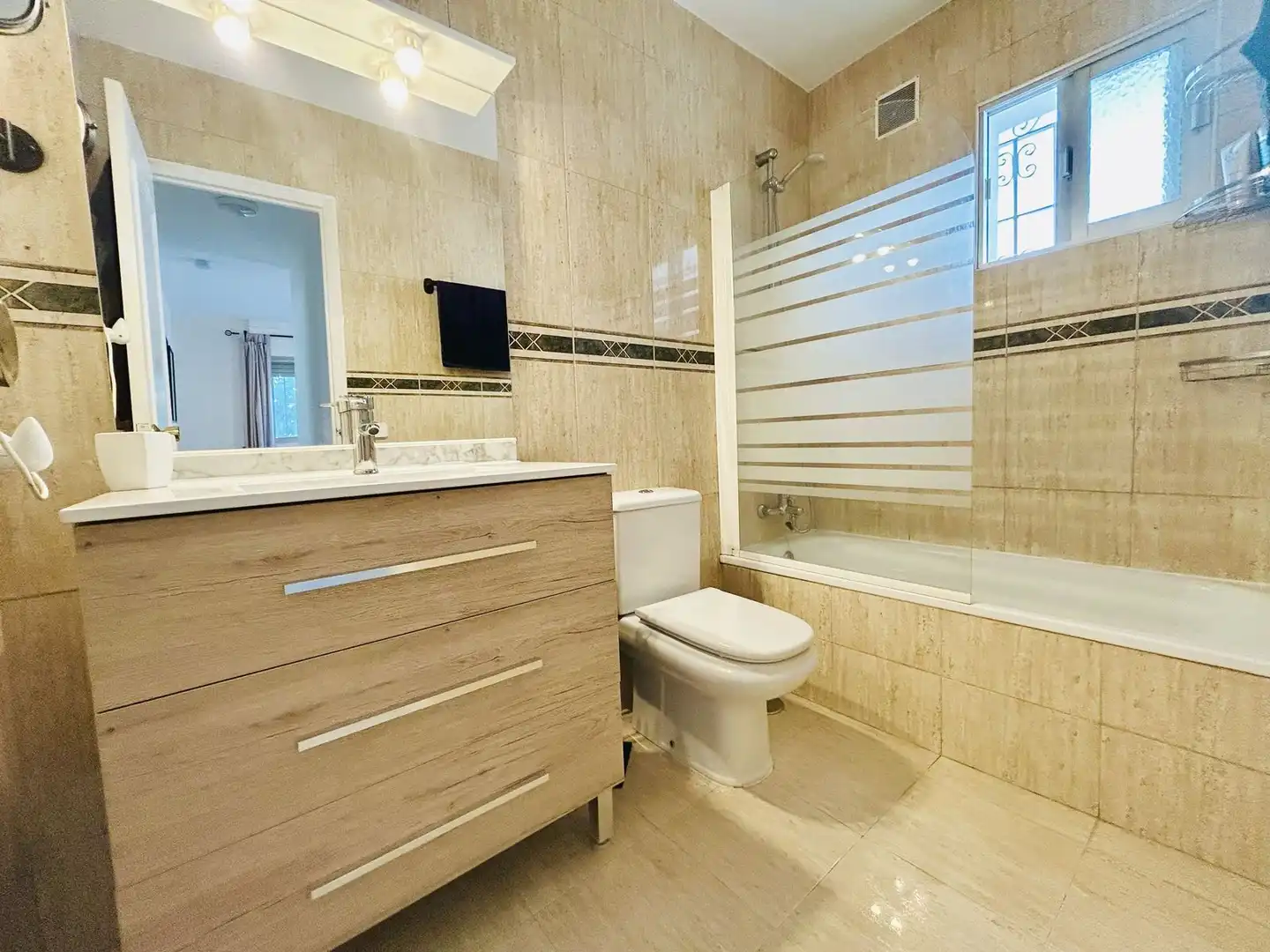 Terraced house with pool for sale in N-340 147, imagen 13