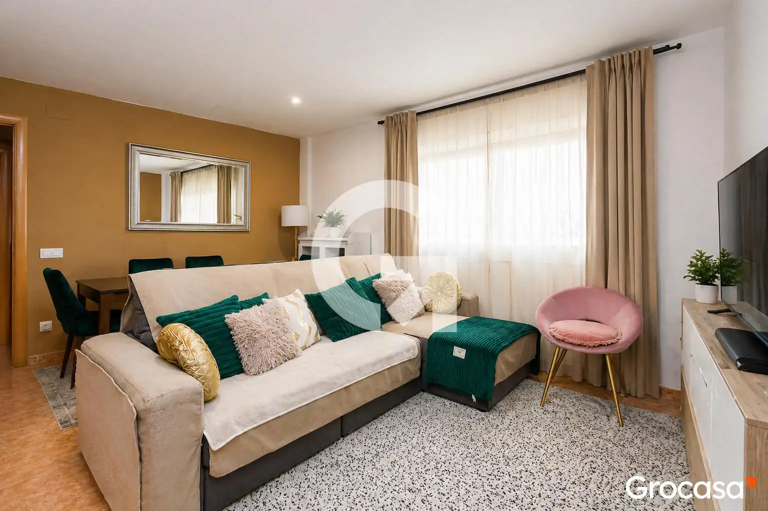 Wohnzimmer von Maisonette zum Verkauf in Sant Vicenç Dels Horts mit Heizung, Ofen und Waschmaschine