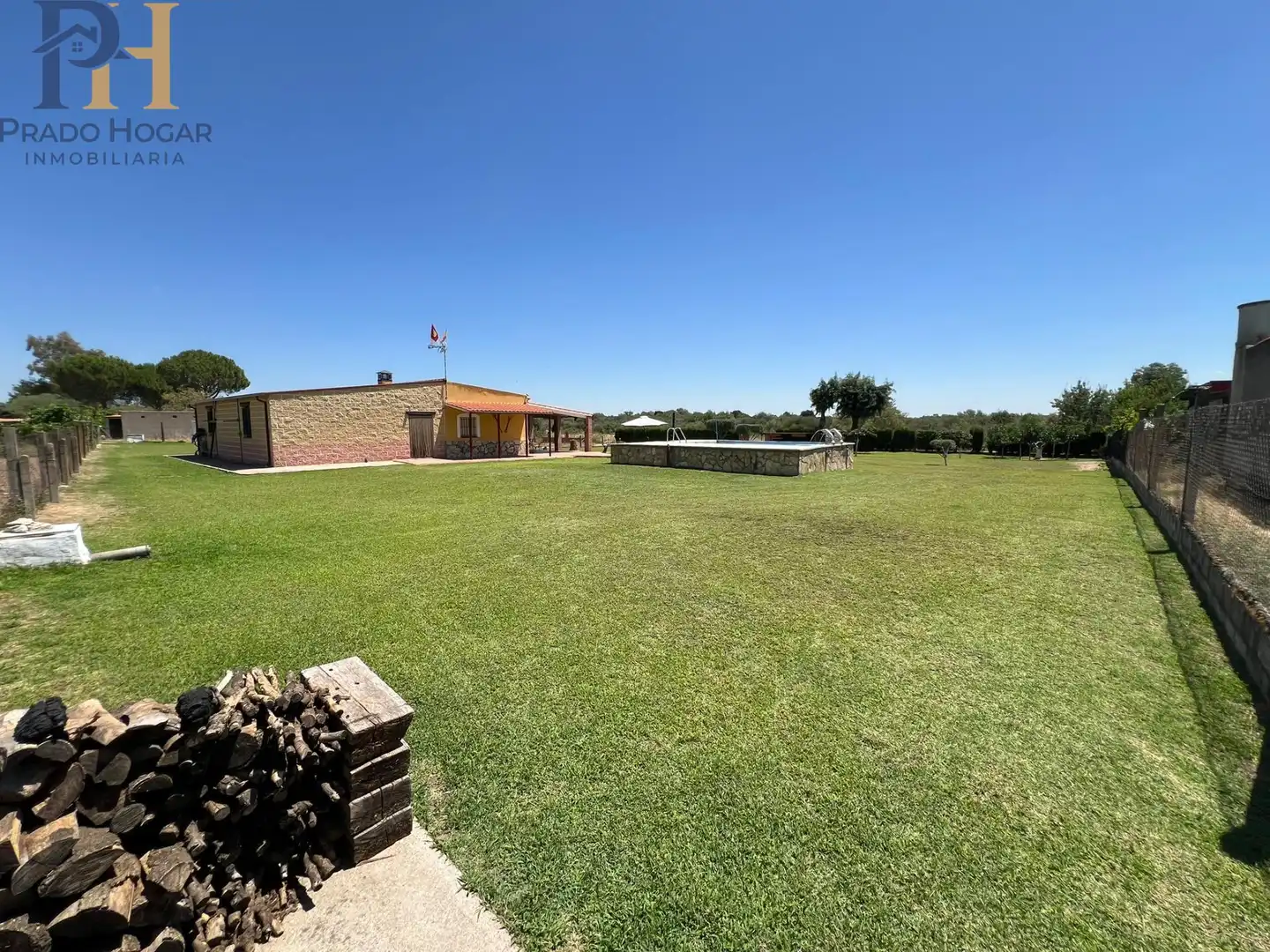 Houses for sale in Pepino