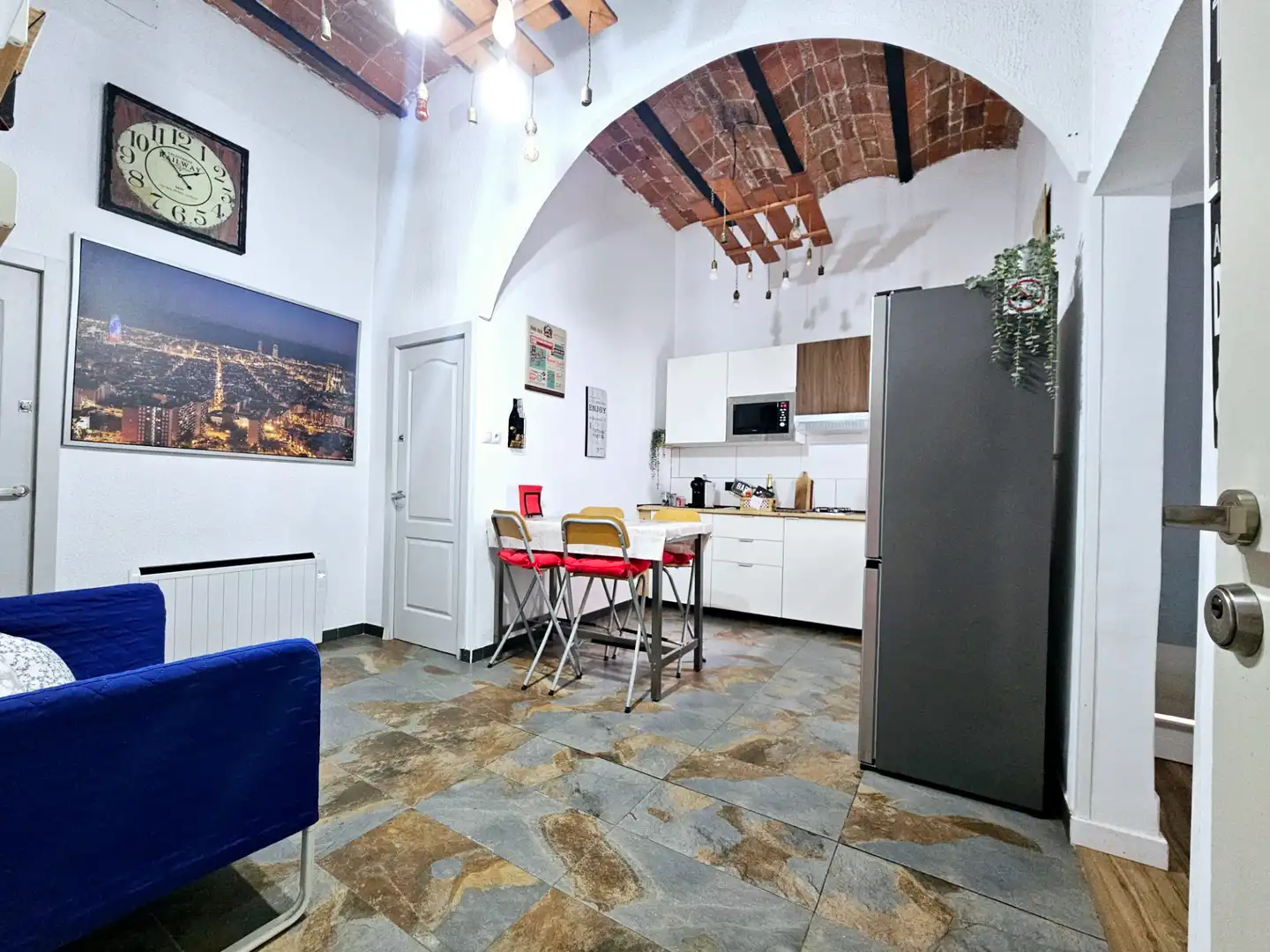 Edificio en venta en Llefià
