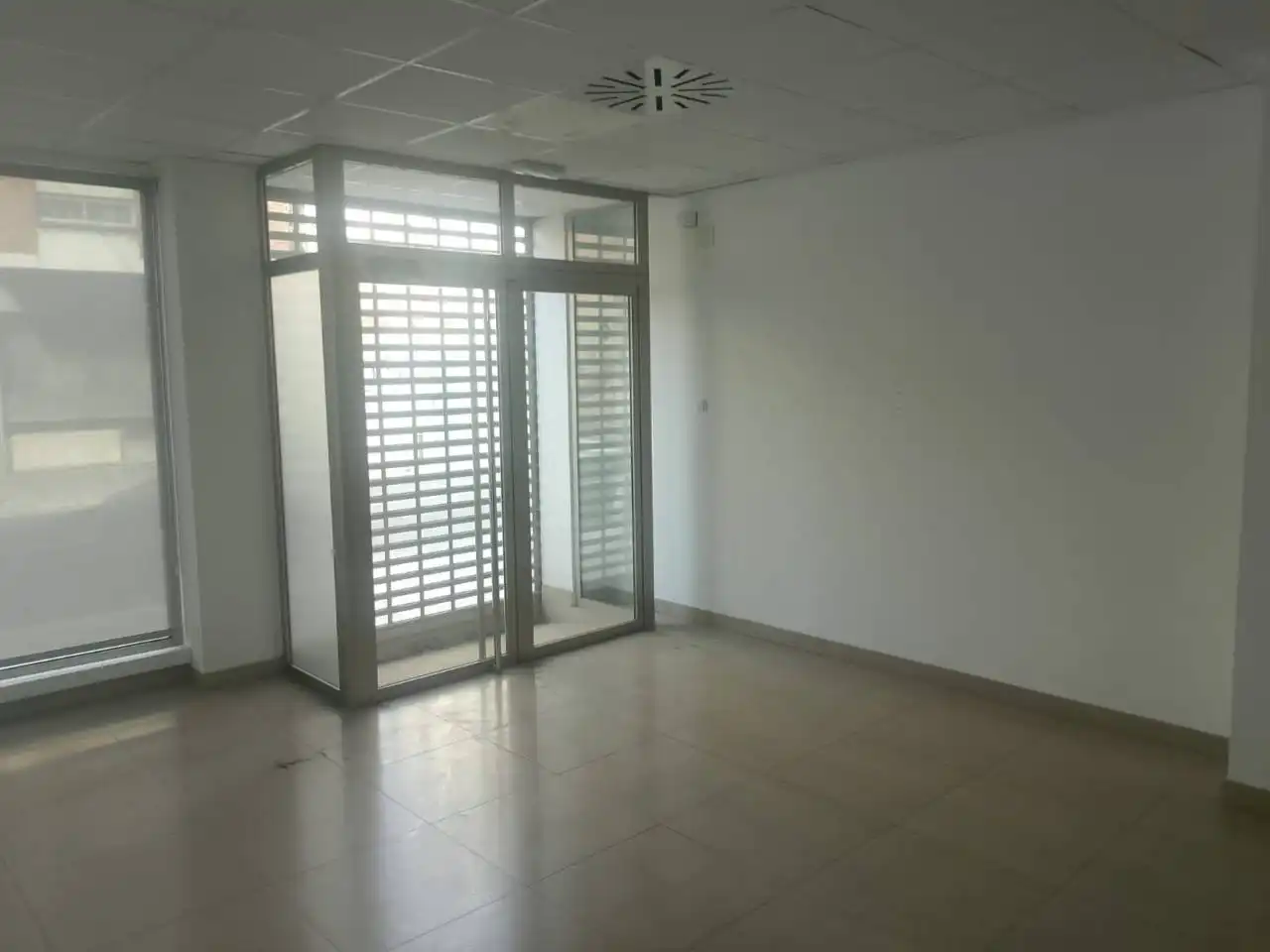 Locale commerciale in affitto a Calle Governador, imagen 19