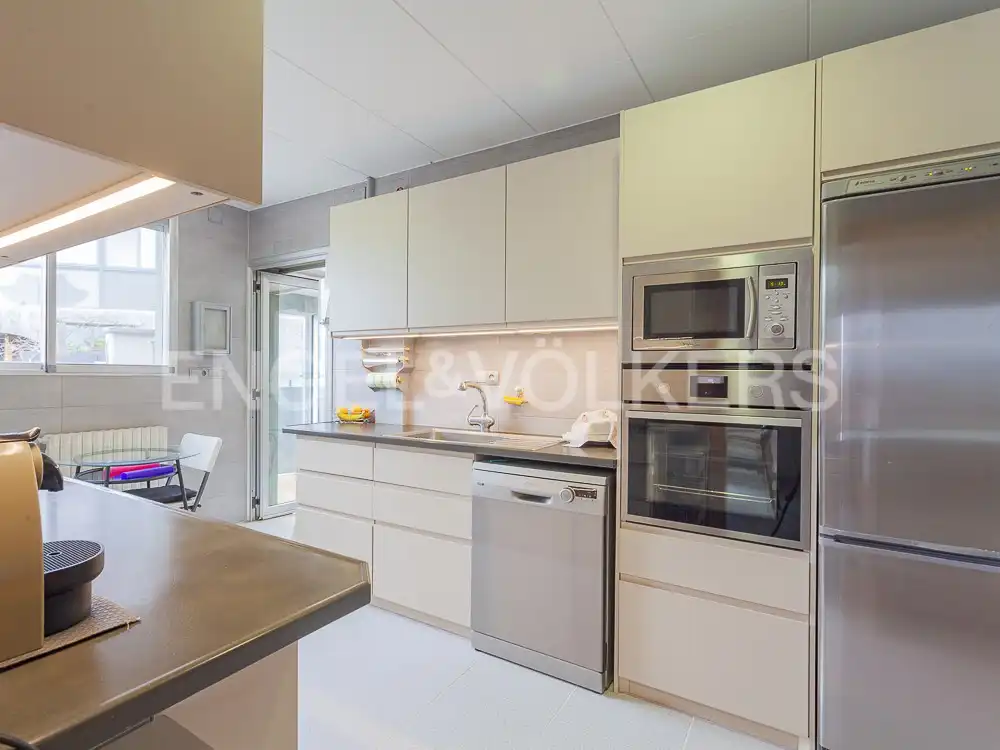 Cocina de Casa o chalet en venta en Castellnou de Bages con Calefacción, Jardín privado y Piscina