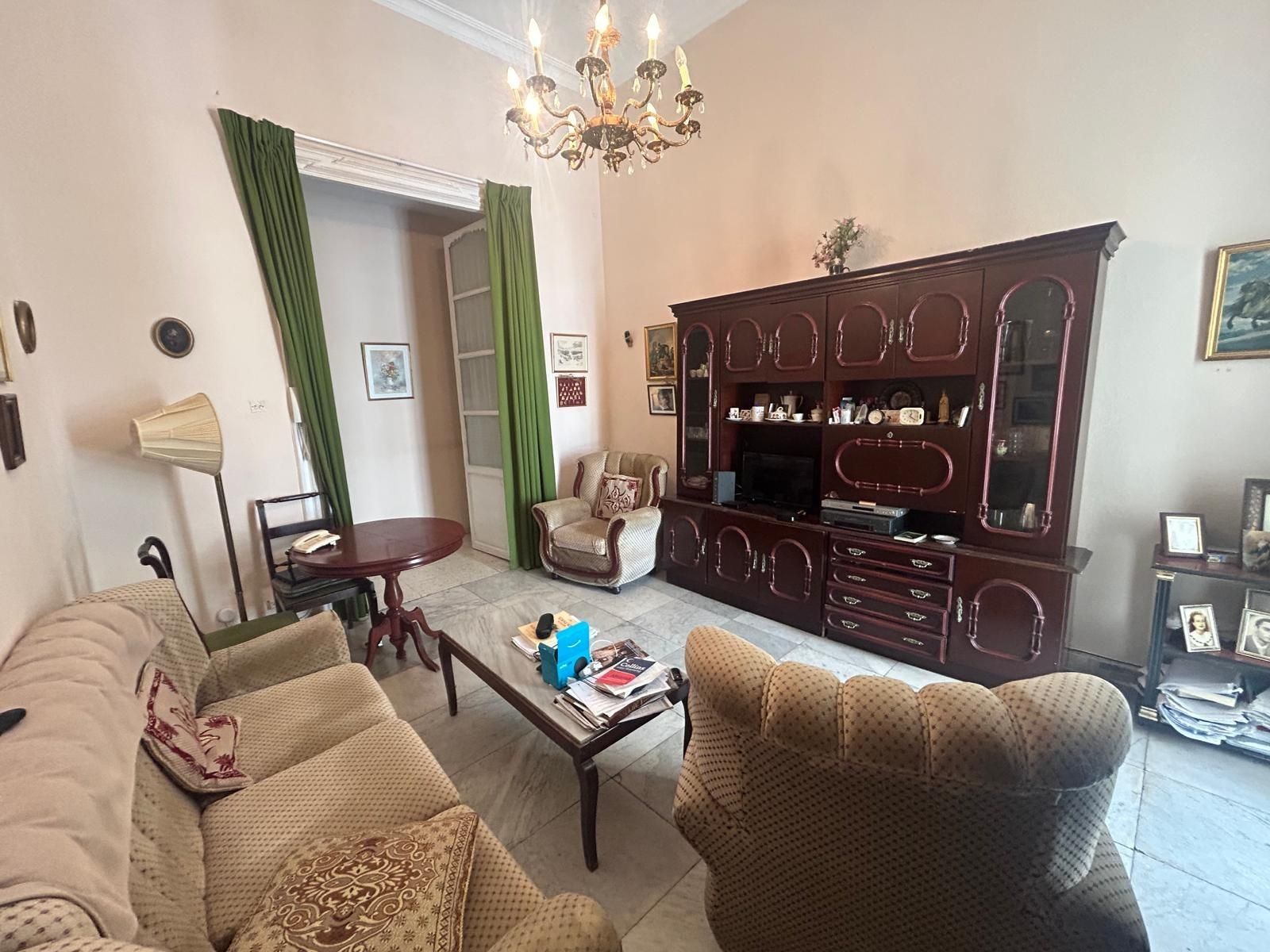 Sala de estar de Piso en venta en  Cádiz Capital con Balcón