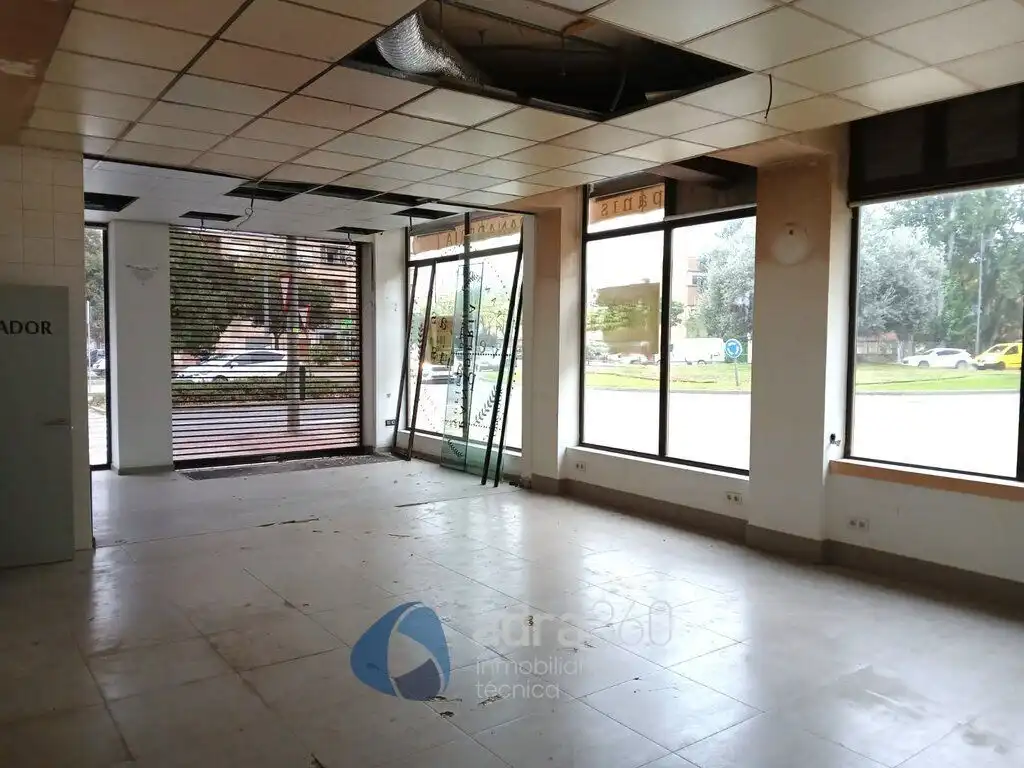 Local comercial de lloguer a Carmen Medrano, imagen 5