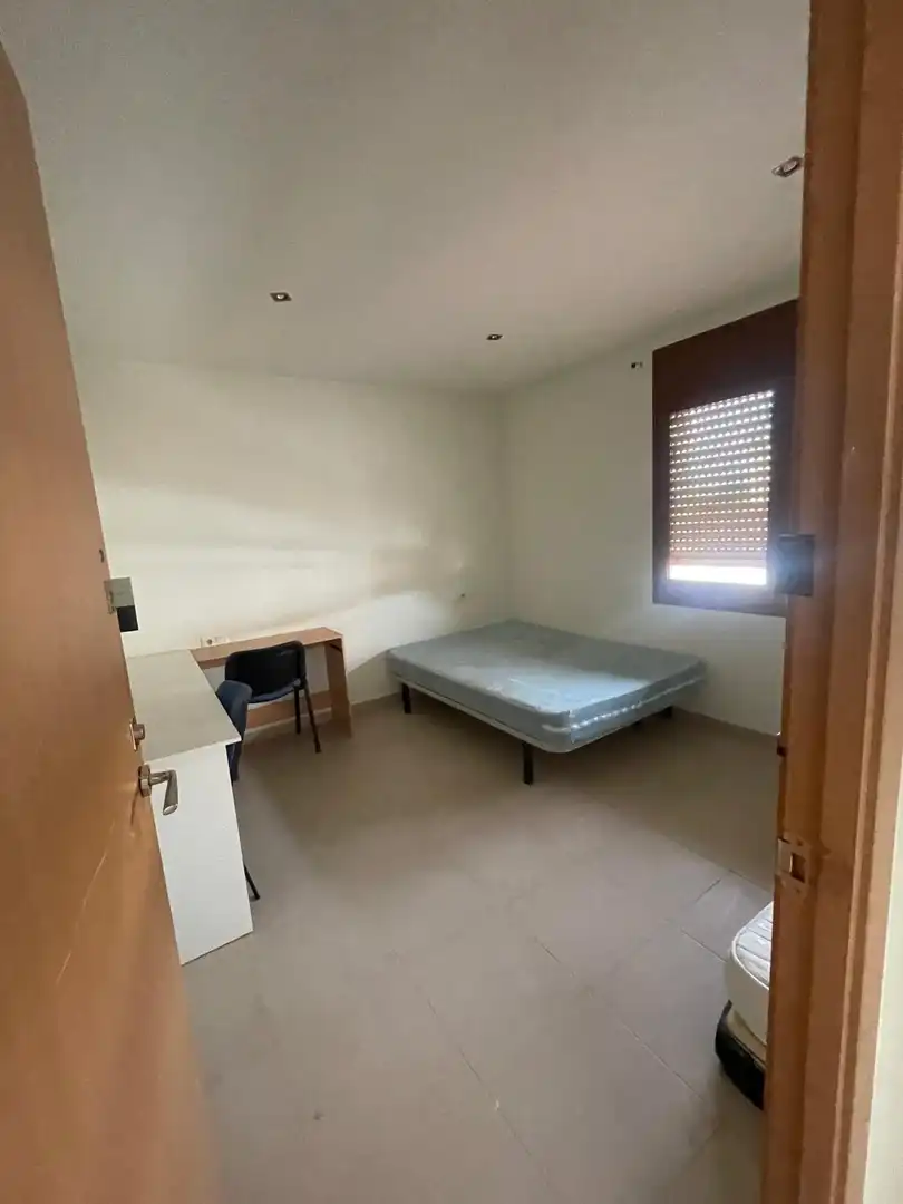 Habitación de Piso en venta en Manlleu con Calefacción y Balcón