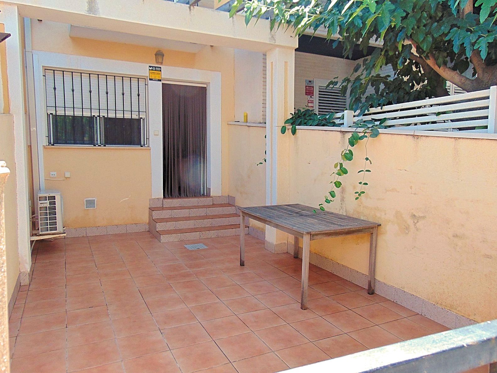 Terrassa de Casa adosada en venda en San Pedro del Pinatar amb Aire condicionat, Calefacció i Jardí privat