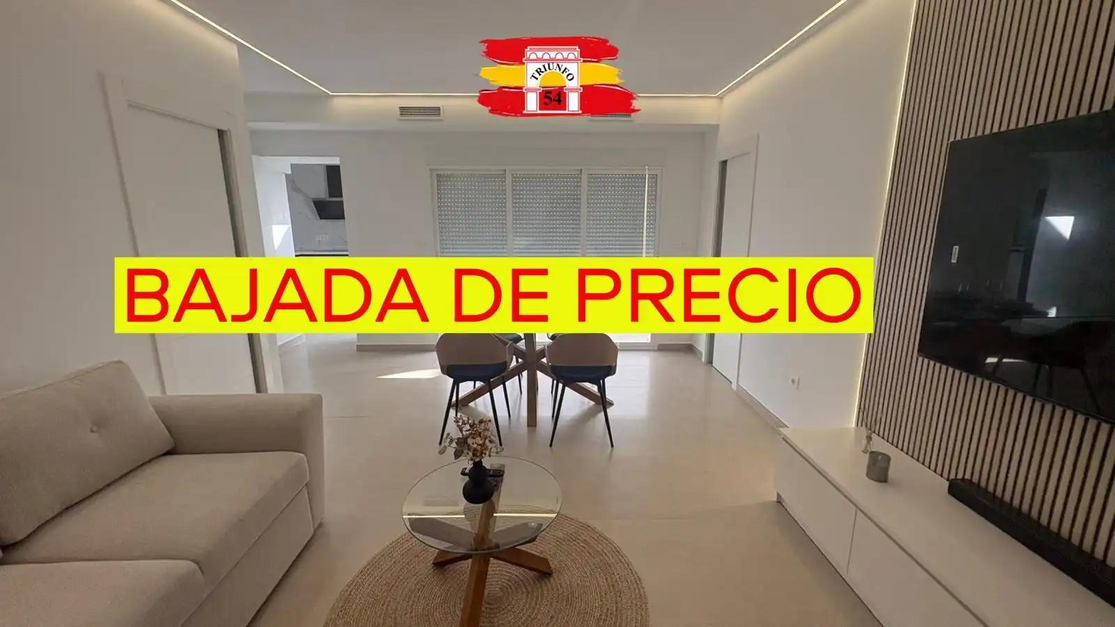 Sala de estar de Casa adosada en venta en San Pedro del Pinatar con Aire acondicionado y Amueblado