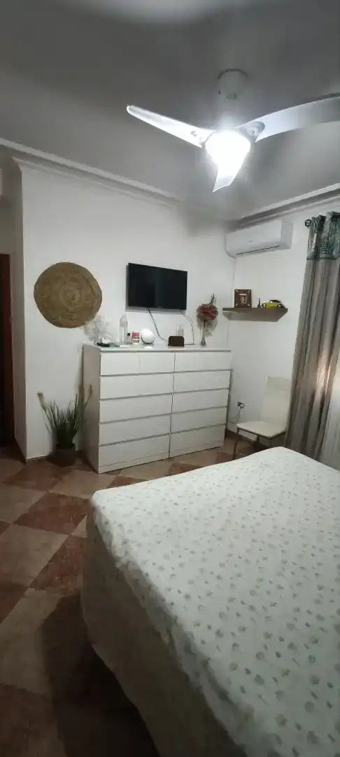 Dormitori de Casa o xalet en venda en  Córdoba Capital amb Aire condicionat