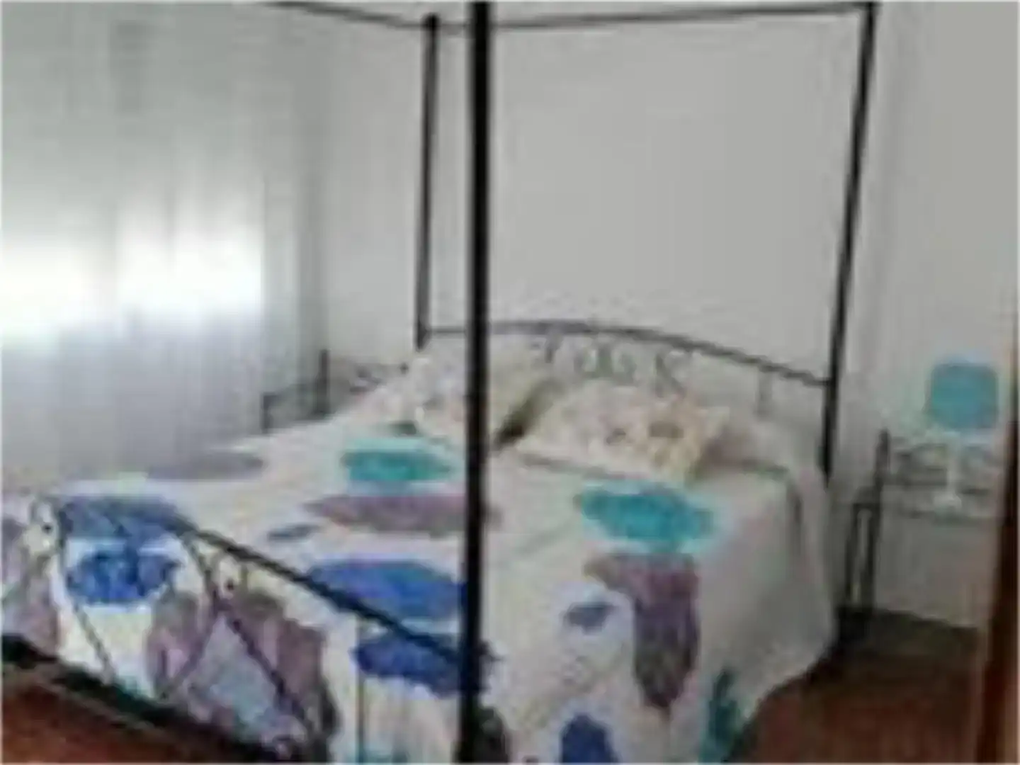 Schlafzimmer von Wohnung zur Miete in  Valencia Capital mit Klimaanlage, Schwimmbad und Balkon