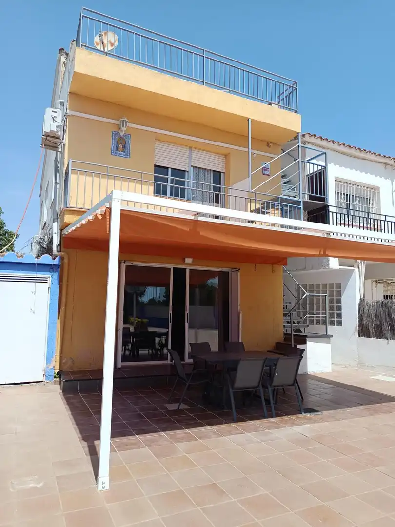 Casa amb terrassa en venda a Les Tres Cales, imagen 3
