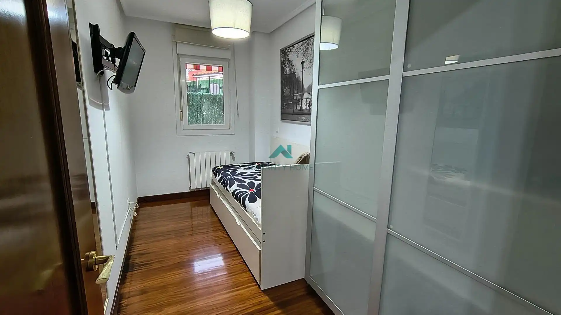 Habitación de Planta baja en venta en Ramales de la Victoria con Calefacción, Jardín privado y Terraza