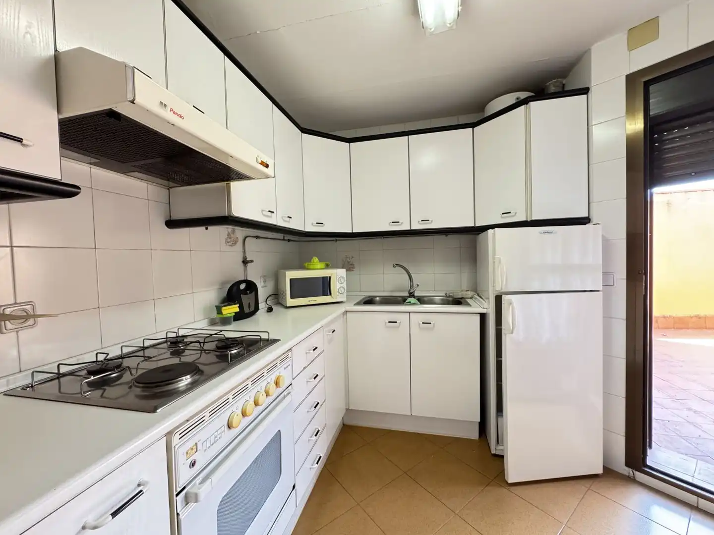 Cocina de Piso de alquiler en Cuerva con Aire acondicionado, Calefacción y Terraza