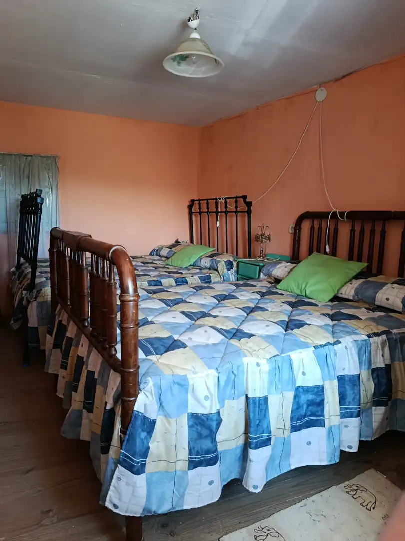 Dormitori de Finca rústica en venda en Val de San Lorenzo amb Terrassa
