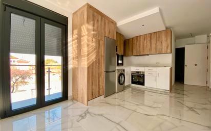 Photo 3 of Flat to rent in Calle Orense, 31, Las Tres Cruces, Armilla