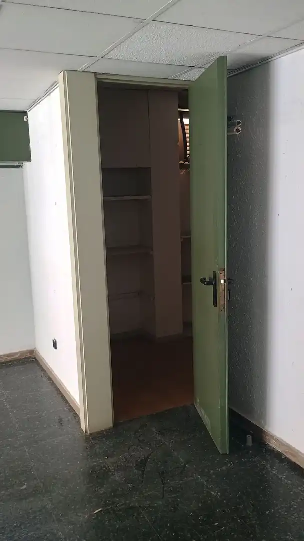 Dormitori de Local en venda en Reus