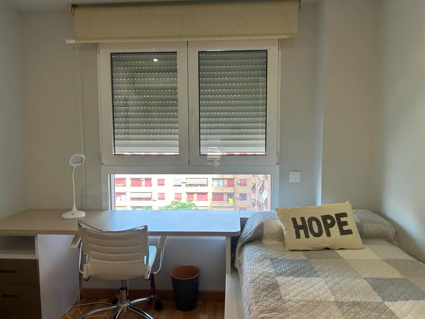 Habitación de Piso en venta en Valencia con Aire acondicionado, Amueblado y Balcón