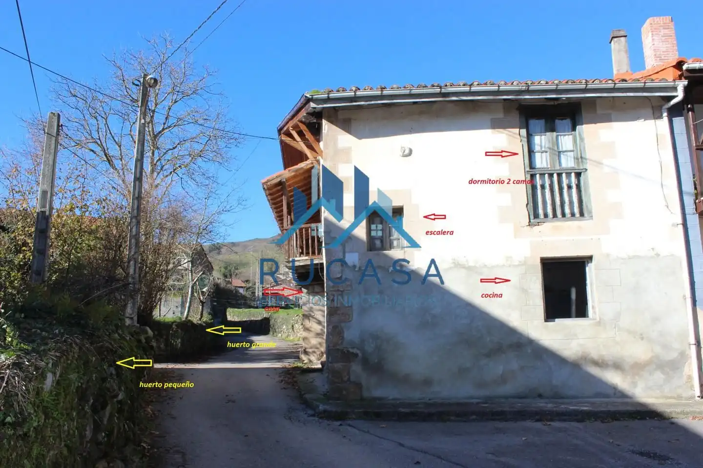 Casa adosada en venta en Barrio Villasuso, Cieza (Cantabria)