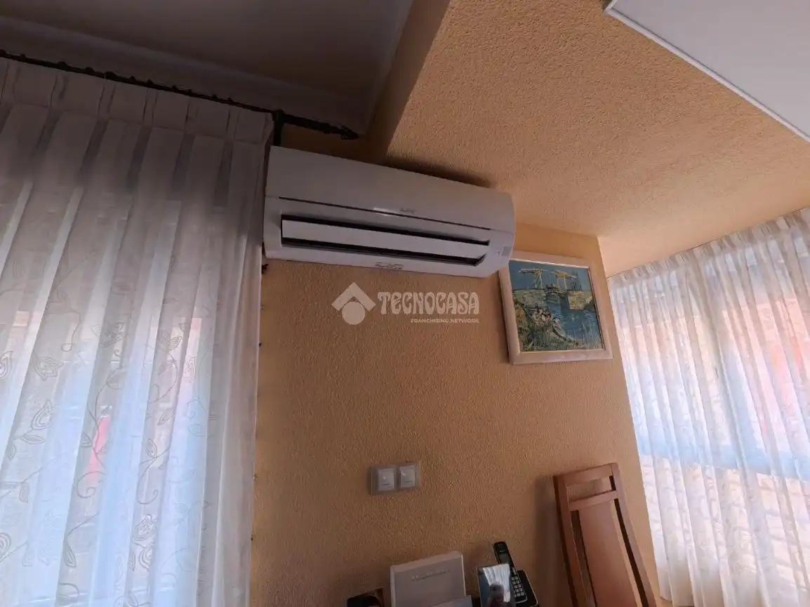 Piso en venta en Alicante / Alacant