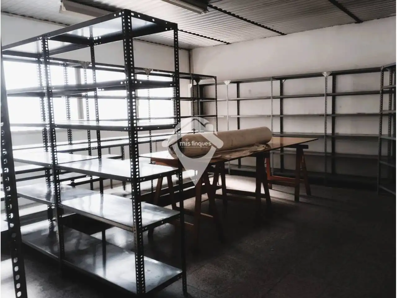 Nave industrial de alquiler en Sant Quirze del Vallès con Alarma