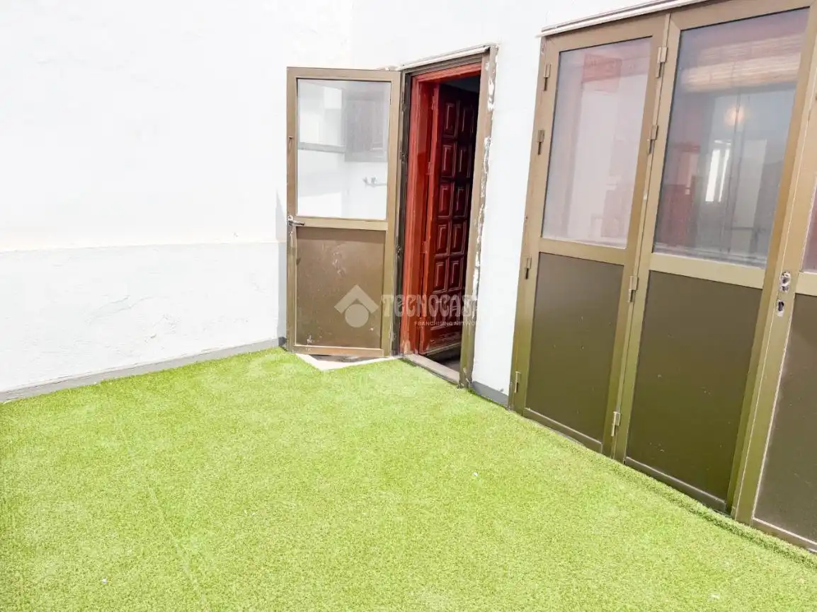 Terrasse von Dachboden zum Verkauf in Telde mit Terrasse, Möbliert und Balkon
