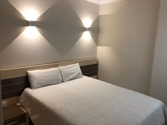 Schlafzimmer von Wohnung zur Miete in Granada mit Klimaanlage, Heizung und Möbliert
