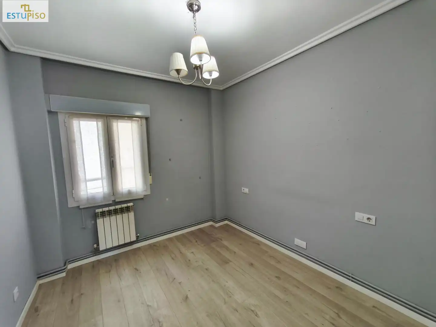 Habitación de Piso en venta en Vitoria - Gasteiz con Calefacción y Trastero