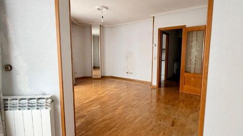Foto 2 de Piso en venta en Ave María, Palencia Capital