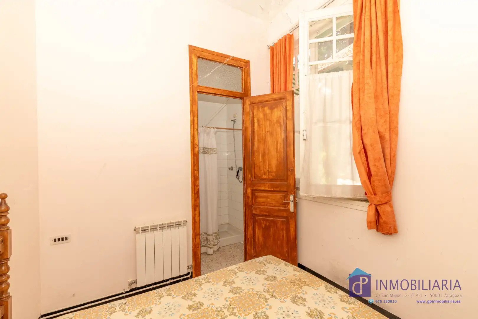 Dormitori de Edifici en venda en Seira