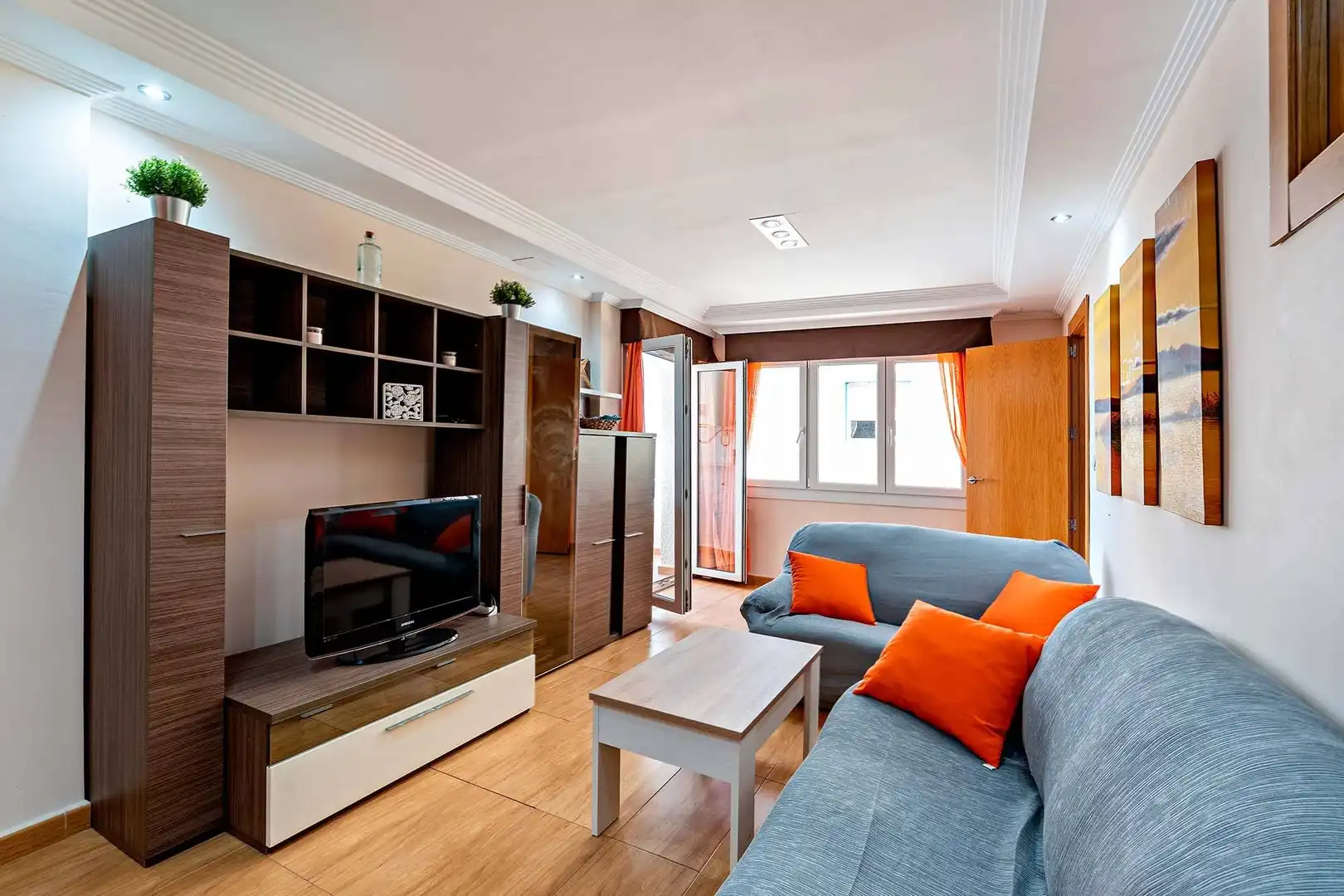 Living room of Flat for sale in Roquetas de Mar  with Air Conditioner, Terrace and Furnished