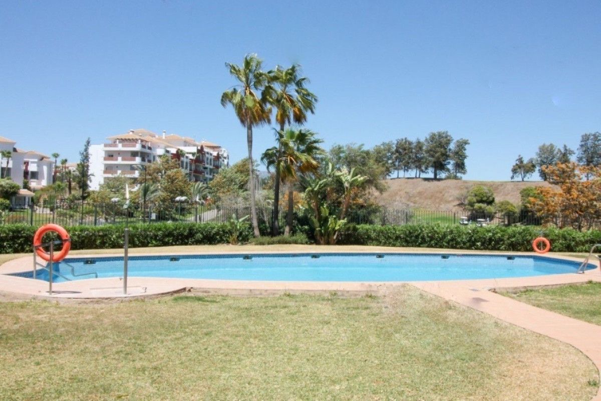 Piscina de Planta baixa en venda en Mijas amb Aire condicionat, Calefacció i Terrassa