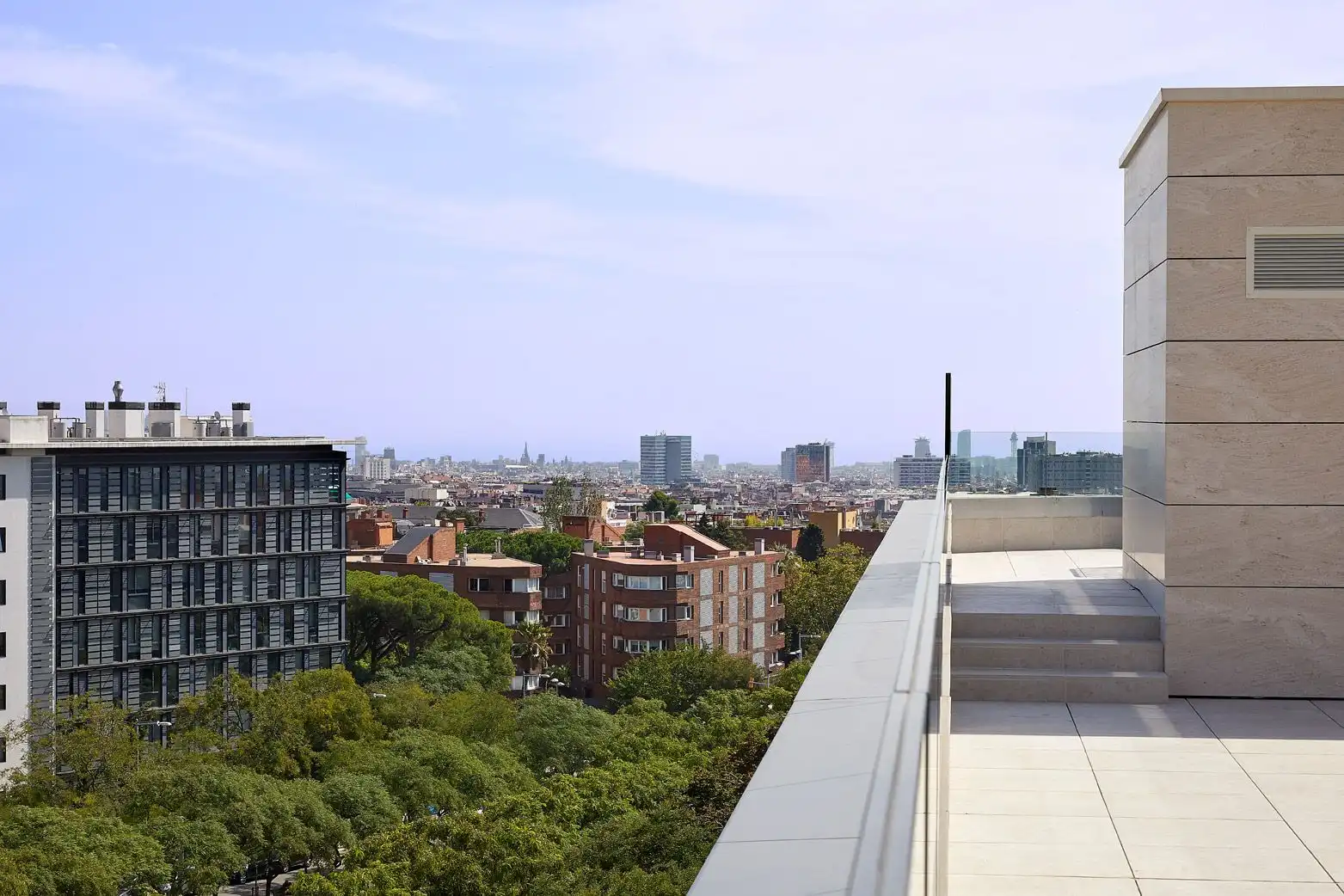 Terrassa de Pis de lloguer en Barcelona amb Aire condicionat, Calefacció i Jardí privat