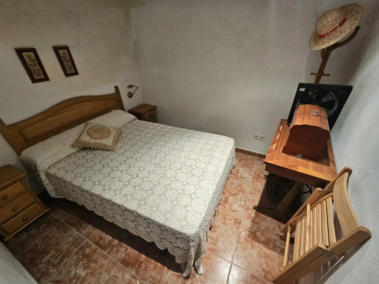 Dormitori de Casa o xalet en venda en Les Coves de Vinromà amb Moblat