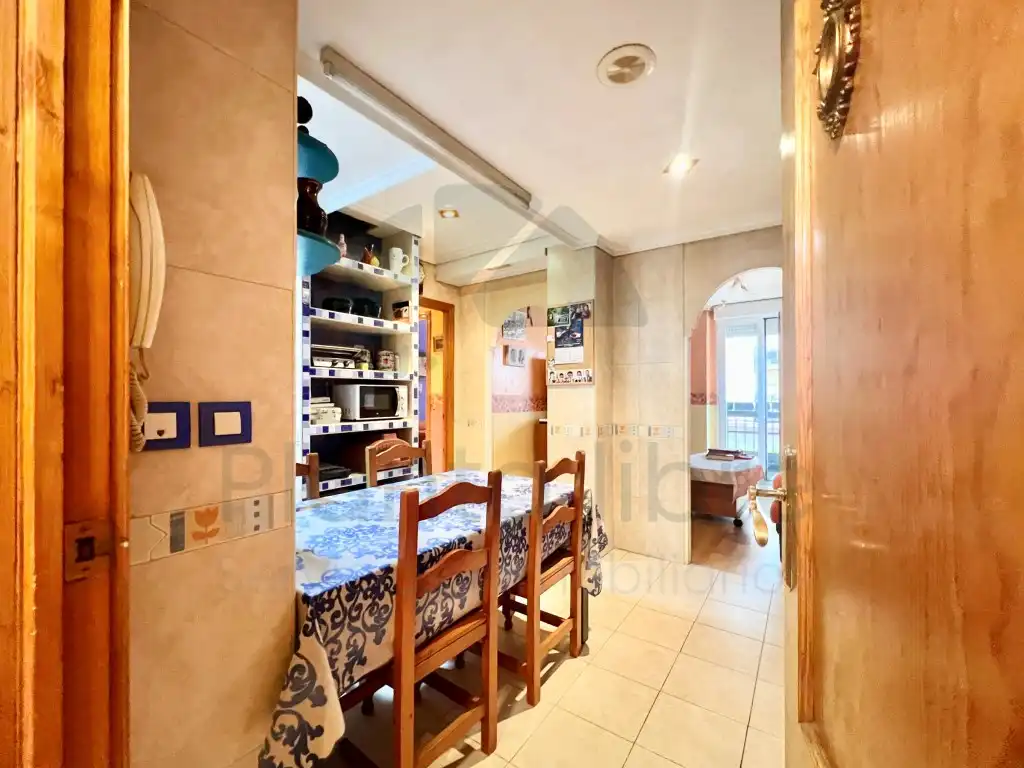 Kitchen of Flat for sale in  Logroño  with Air Conditioner, Heating and Terrace