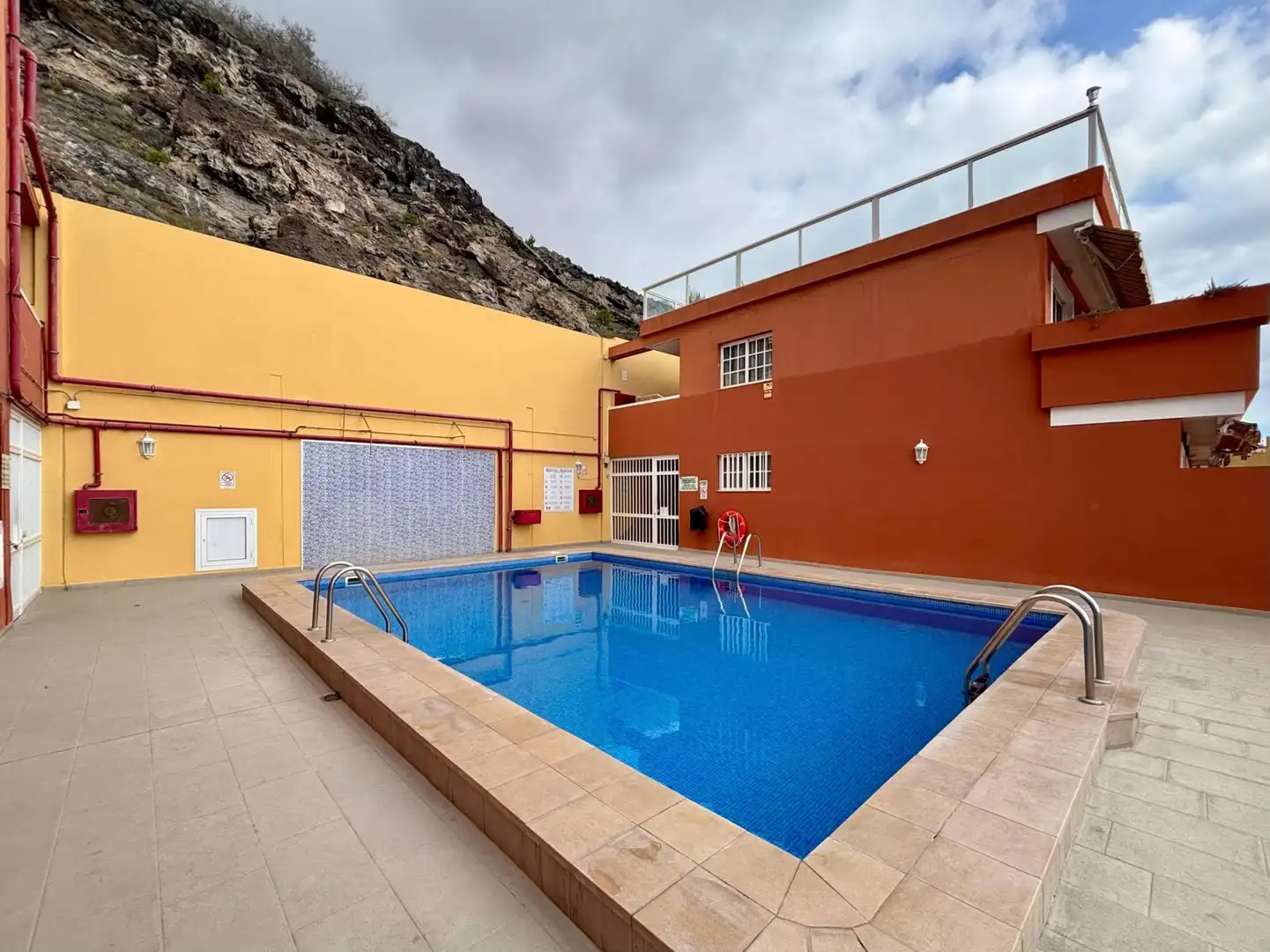Piscina de Apartament de lloguer en Santiago del Teide amb Terrassa, Moblat i Balcó