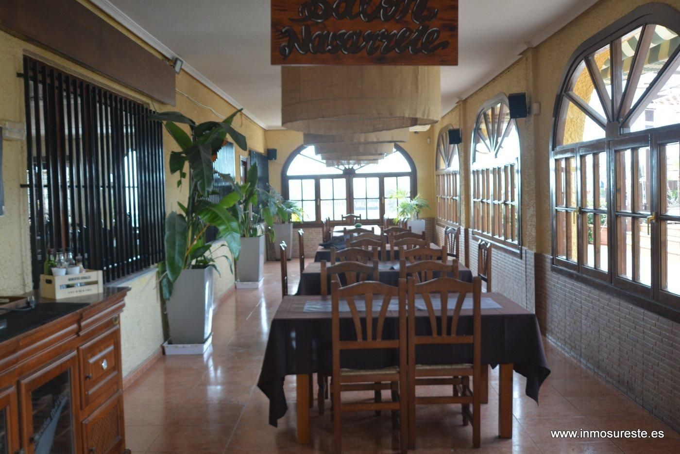 Premises for sale in Jacarilla