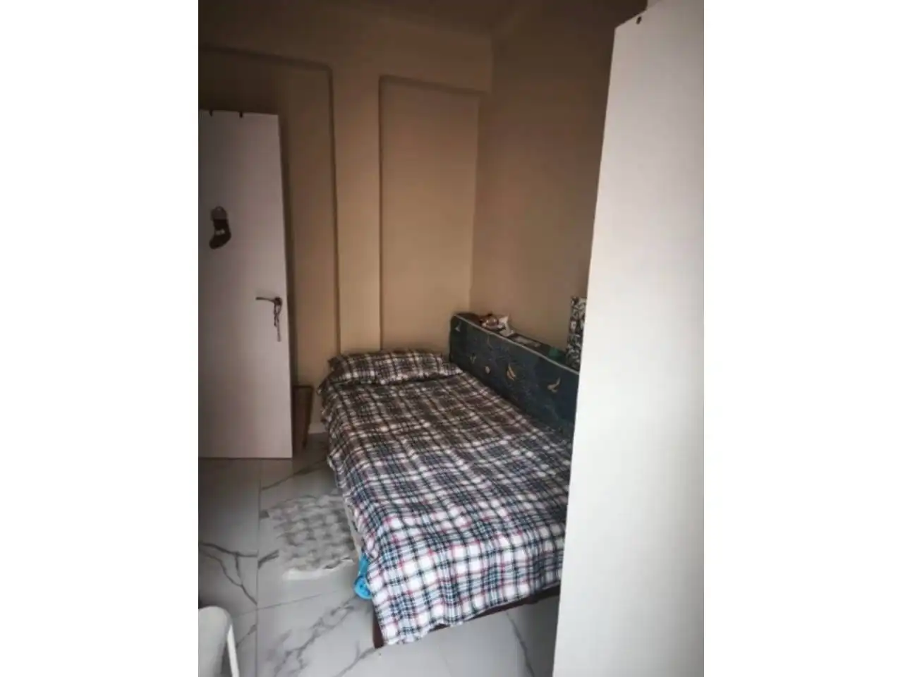 Habitación de Piso en venta en Valencia con Amueblado y Balcón