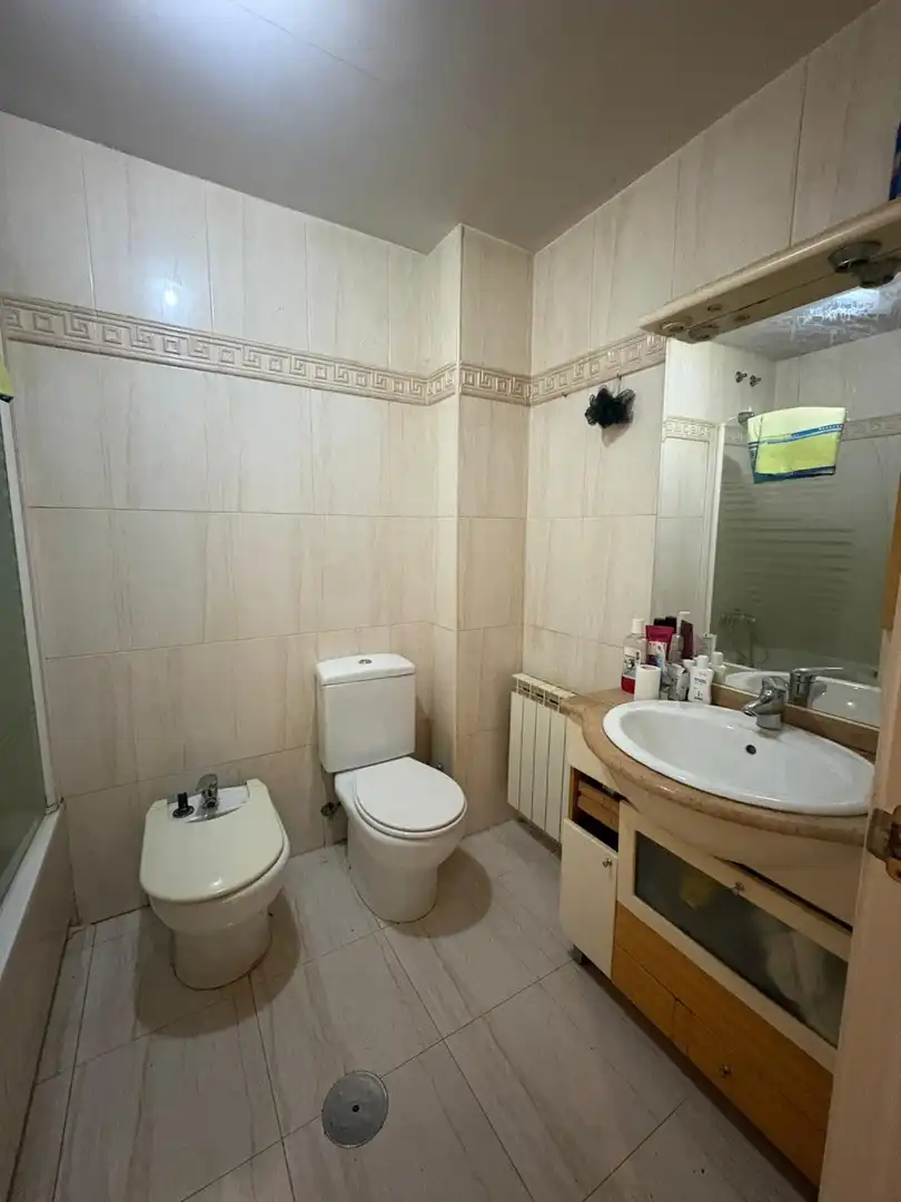 Baño de Piso en venta en Salamanca con Calefacción, Terraza y Trastero