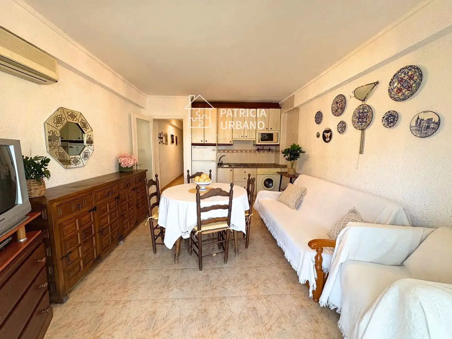 Wohnzimmer von Wohnungen zum Verkauf in Salou mit Klimaanlage, Heizung und Terrasse