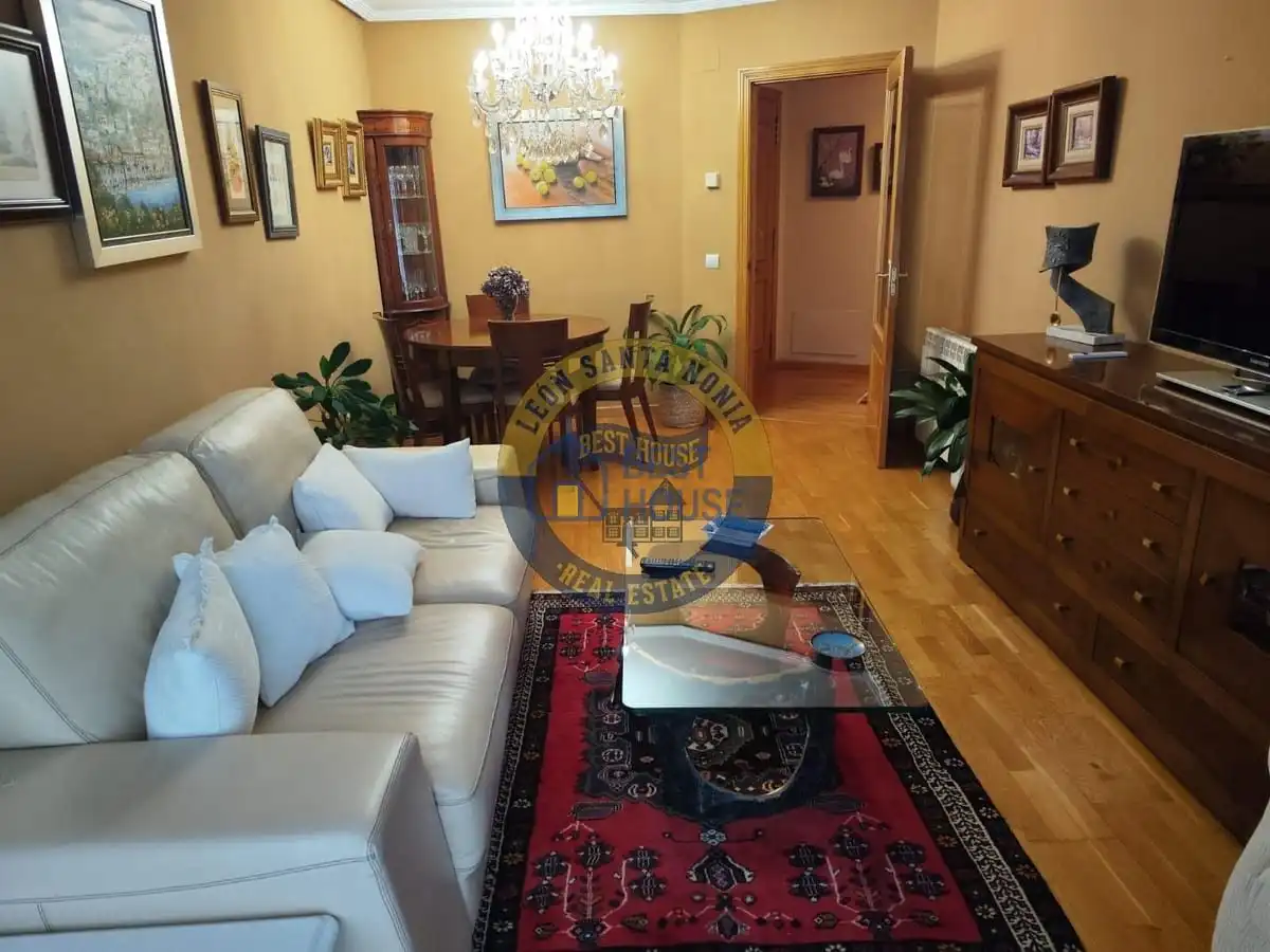 Living room of Apartments for rent in León Capital   with Heating, Parquet flooring and Furnished