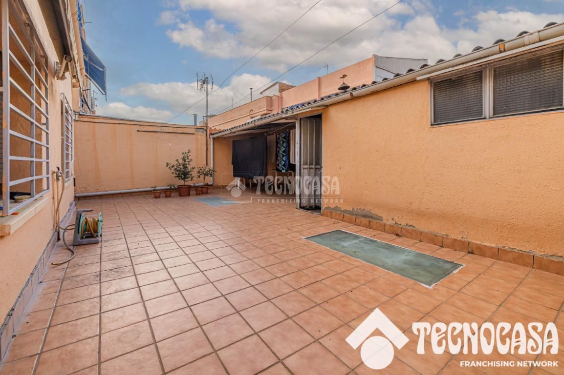 Terrace of Single-family semi-detached for sale in Sabadell