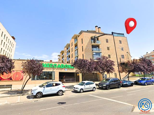 Garaje en Alquiler en Calle Vázquez Montalbán Manuel, 9 en Santa Isabel